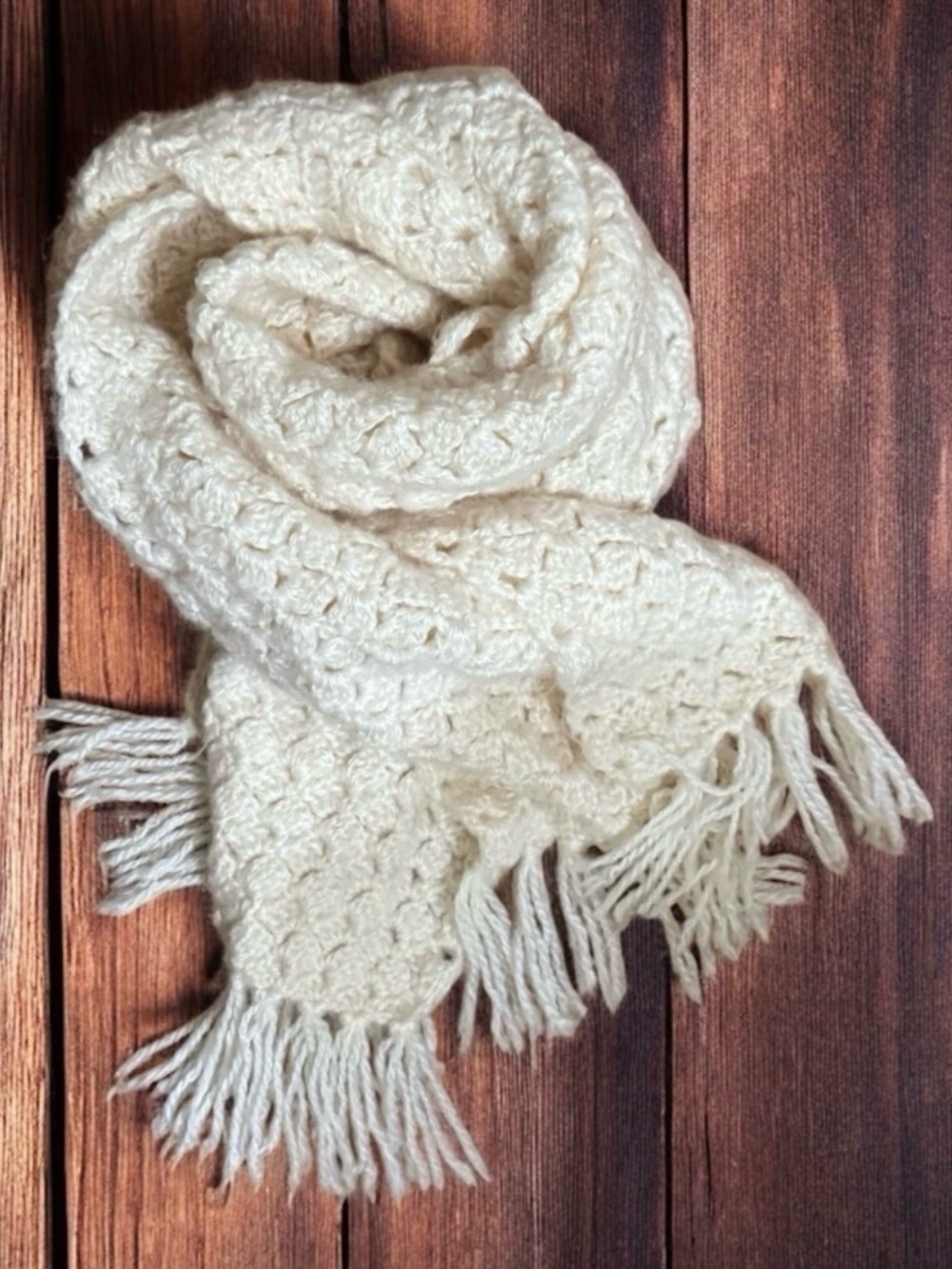 VINTAGE HANDMADE CROCHET SCARF